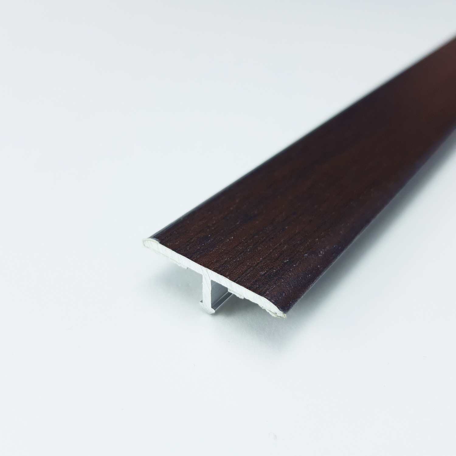 PCRA 10W 269 Т-образный профиль PROCOVER WOOD 26 мм, алюминий ламин, цвет венге, длина 2700 мм