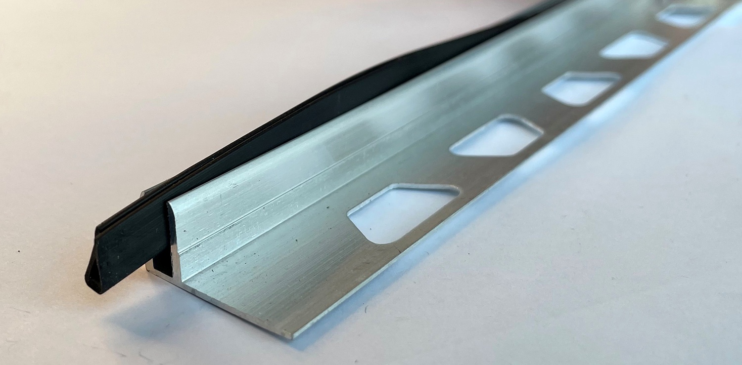 ПТО-10 Основа с уплотнителем для Т-образного профиля H=10 мм, алюминий натуральный, длина 2700 мм