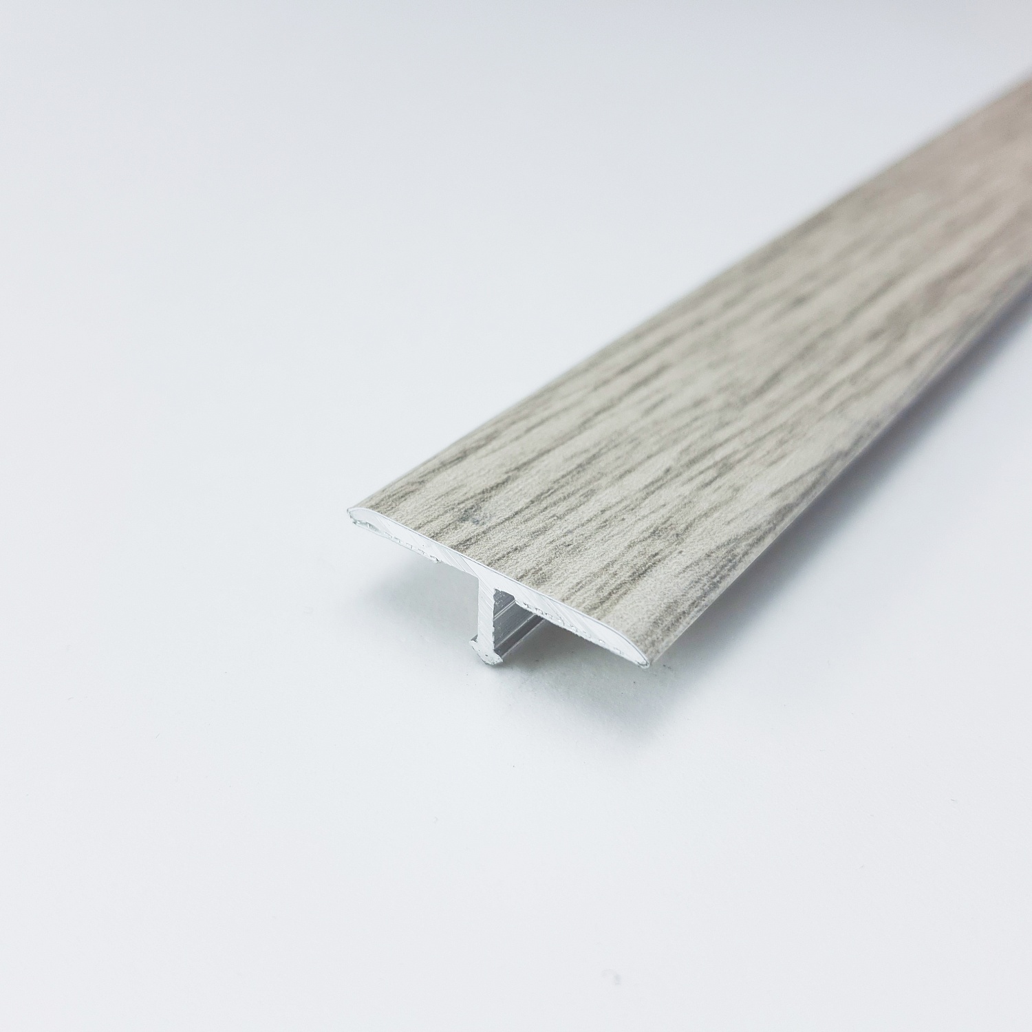 PCRA 30W 149 Т-образный профиль PROCOVER WOOD 14 мм, алюминий ламинир, цвет серый дуб, длина 2700 мм