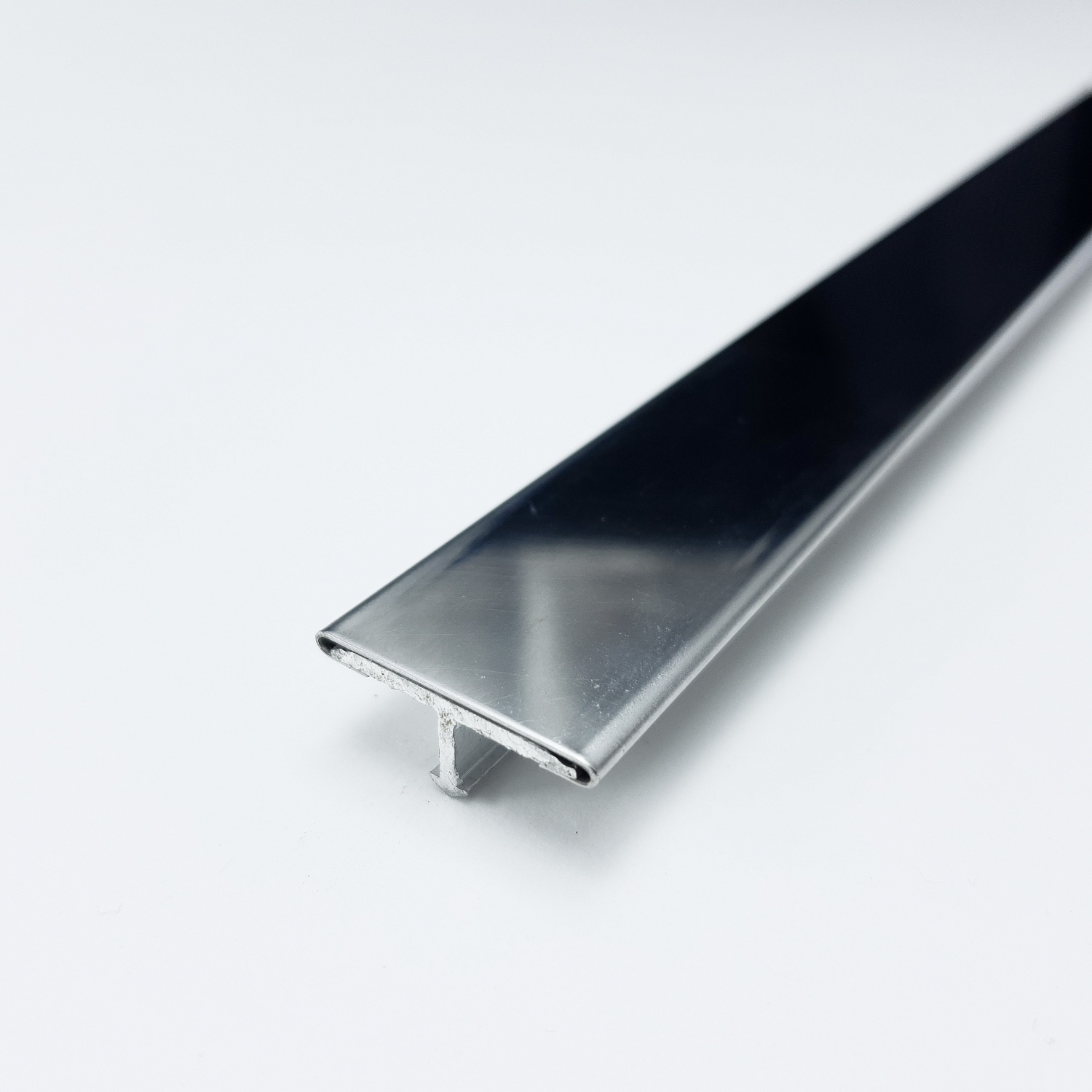 ЛС 10НСП(304).2700.001 Т-образный профиль 21,7х9,0 мм, сталь полированная AiSi 304, длина 2700 мм