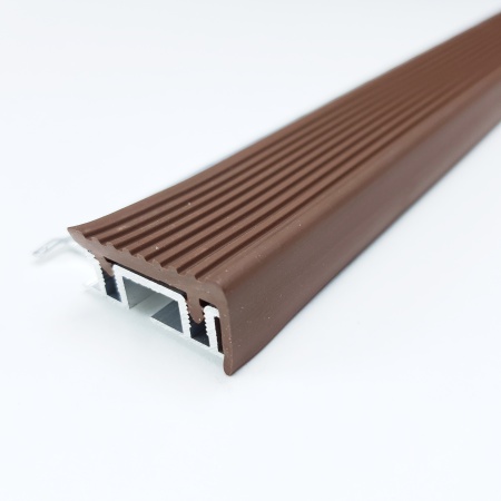 ПУ 09-1.2500.428 Порог-накладка 25 мм для плитки до 10,5 мм, алюм нат, цвет ПВХ-корич, длина 2500 мм