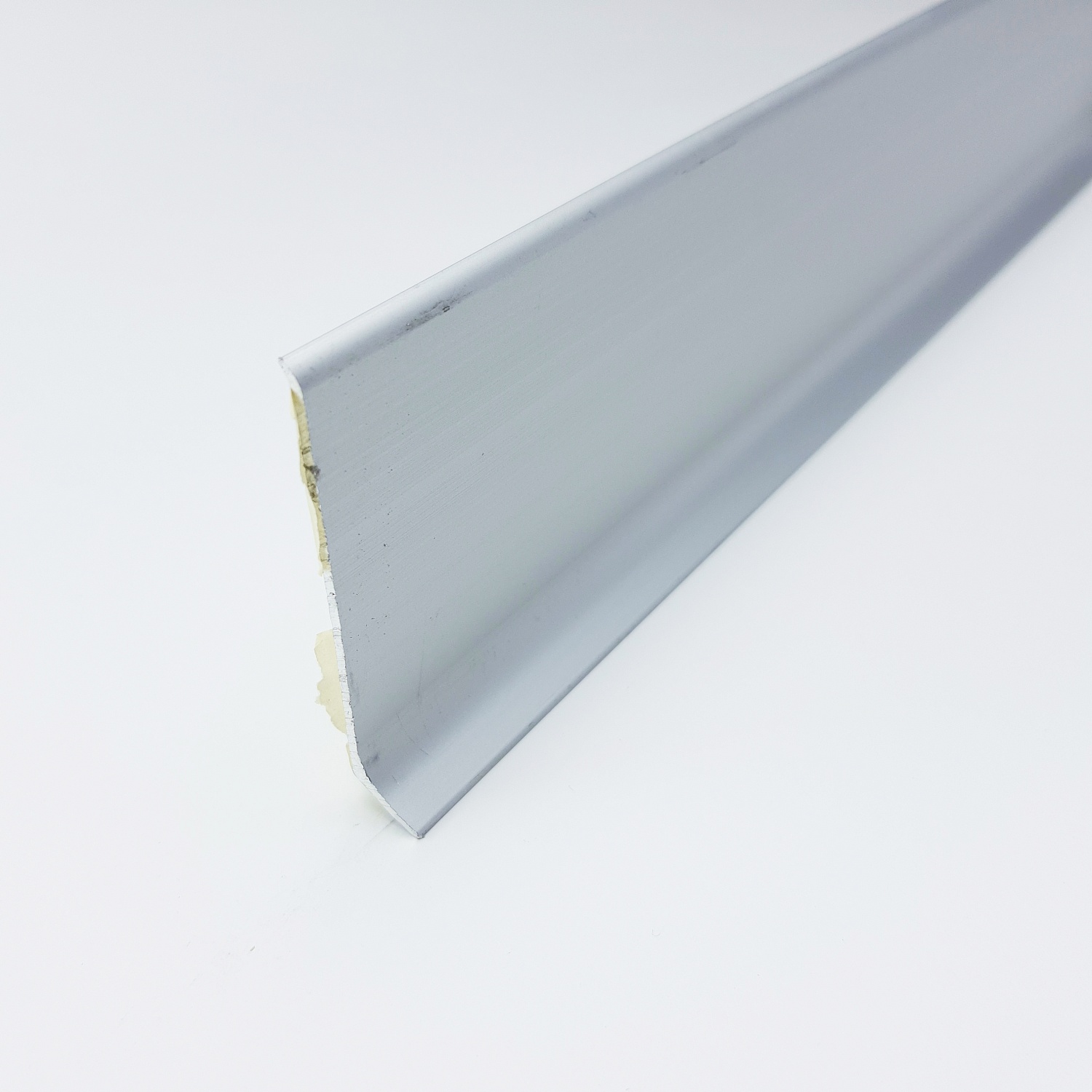 Пл 80.2500.01лк Плинтус с клеевым слоем, h=80 мм, алюминий анод, цвет серебро, длина 2500 мм