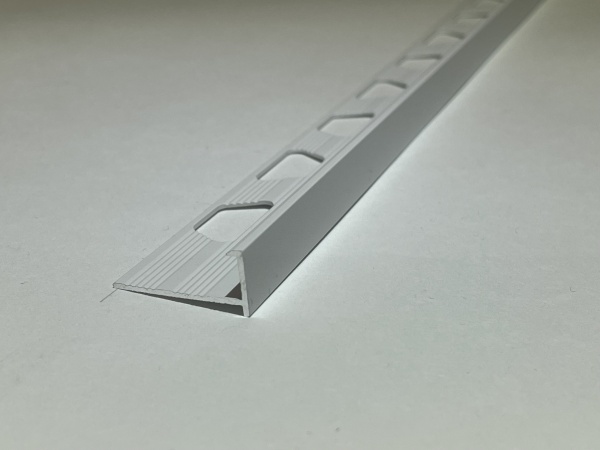 ПО-201 Г-профиль под плитку H= 10 мм, алюминий мотовый, цвет белый муар, длина 2700 мм